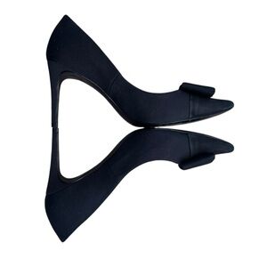 Tory Burch Aria Black Grosgrain Bow Suede Pointed Toe Cap Women’s Size 7.5 EUC